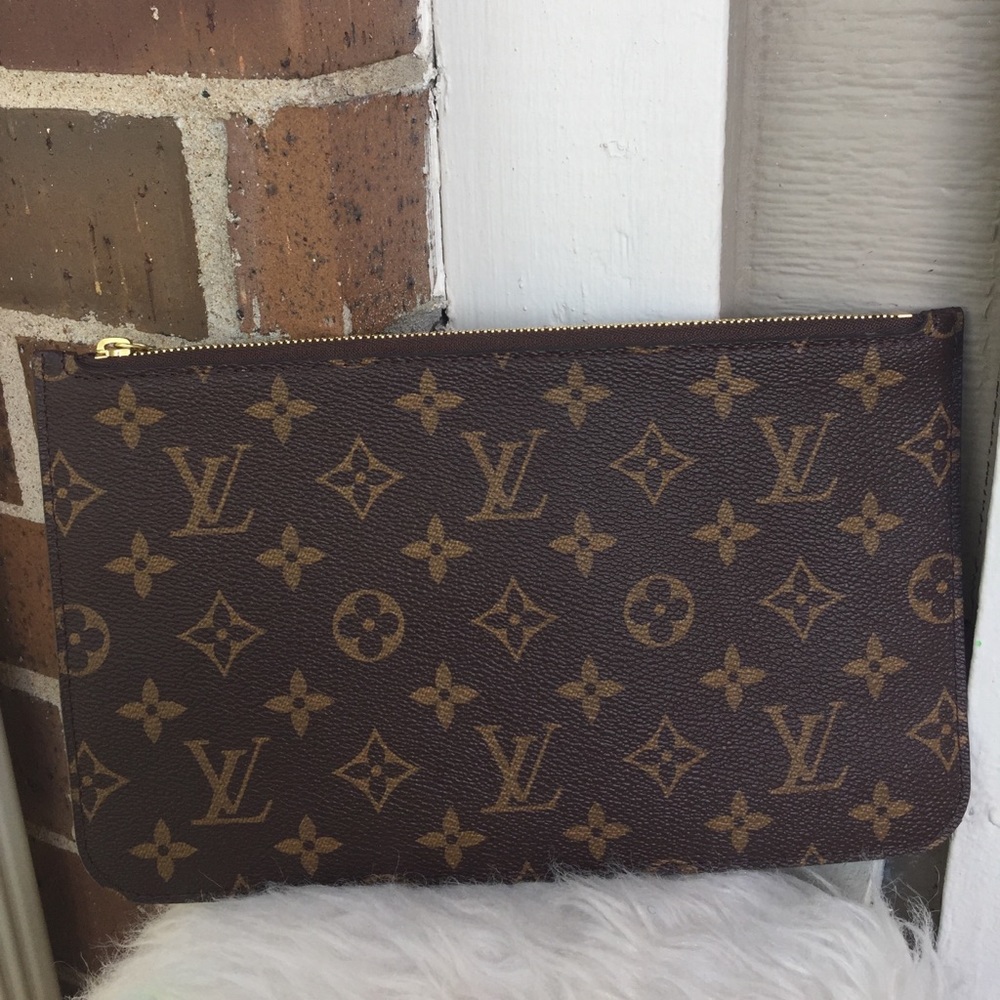 Louis Vuitton Monogram Clutch